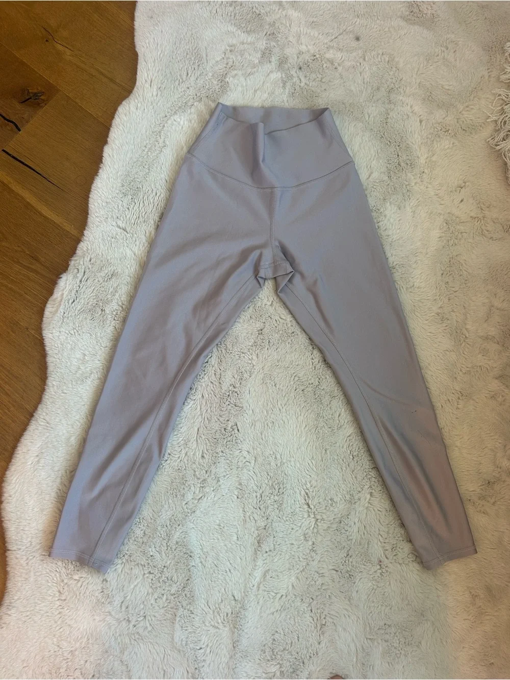 ALO Yoga small Lavender High-Waist Leggings with minor mark on leg
